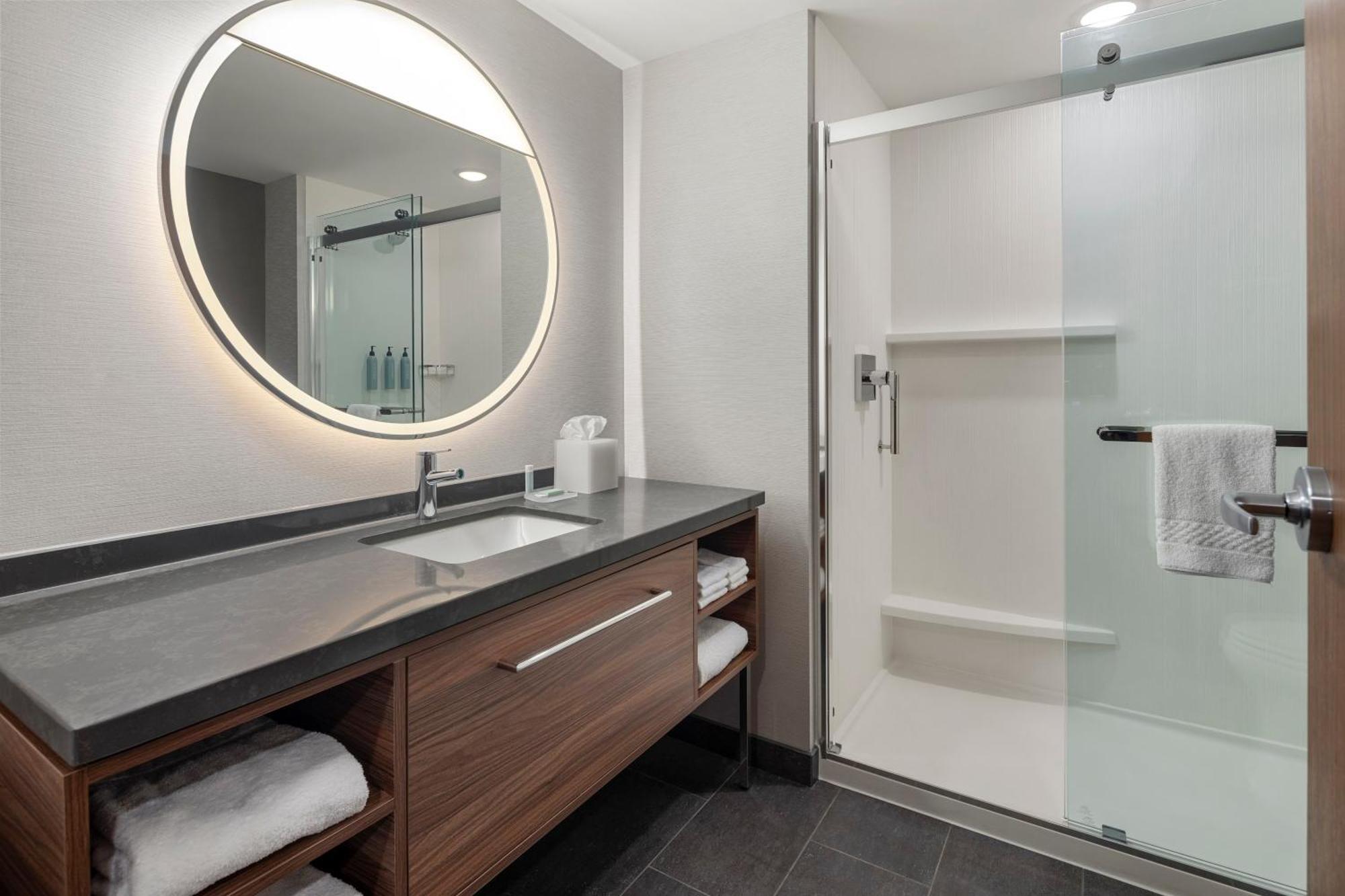 Courtyard By Marriott Bettendorf Eksteriør bilde