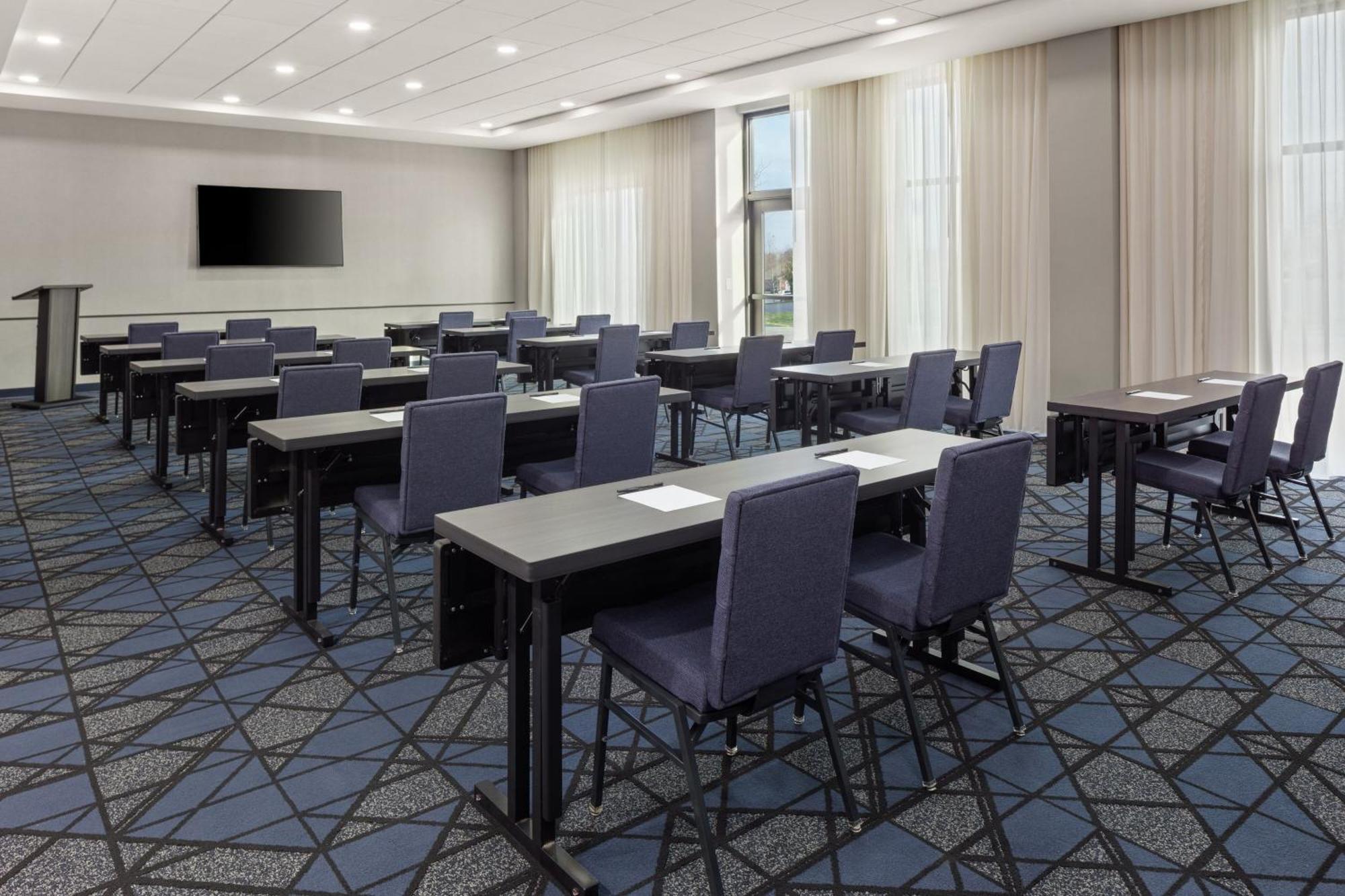 Courtyard By Marriott Bettendorf Eksteriør bilde
